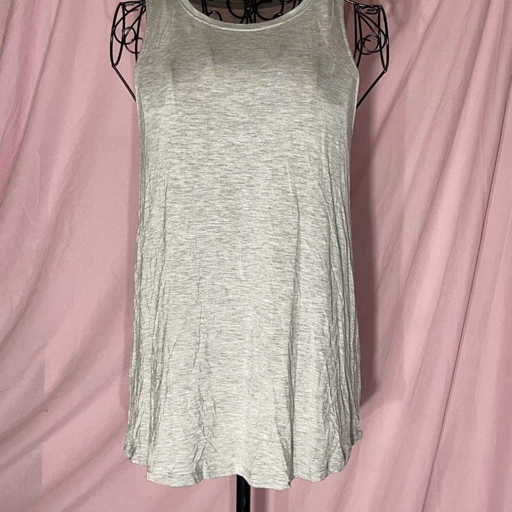 Women's Gray Sleeveless Top